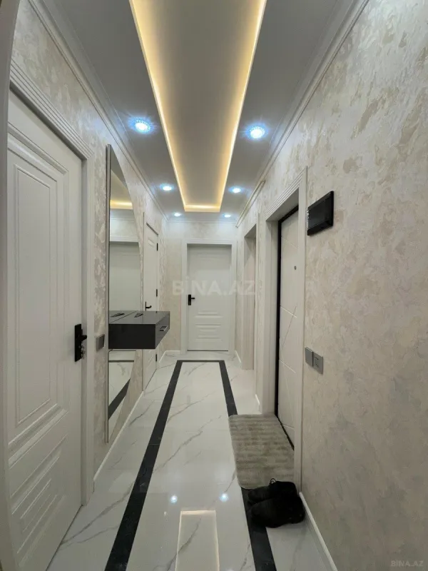 Satılır 2 otaqlı mənzil 60 m²