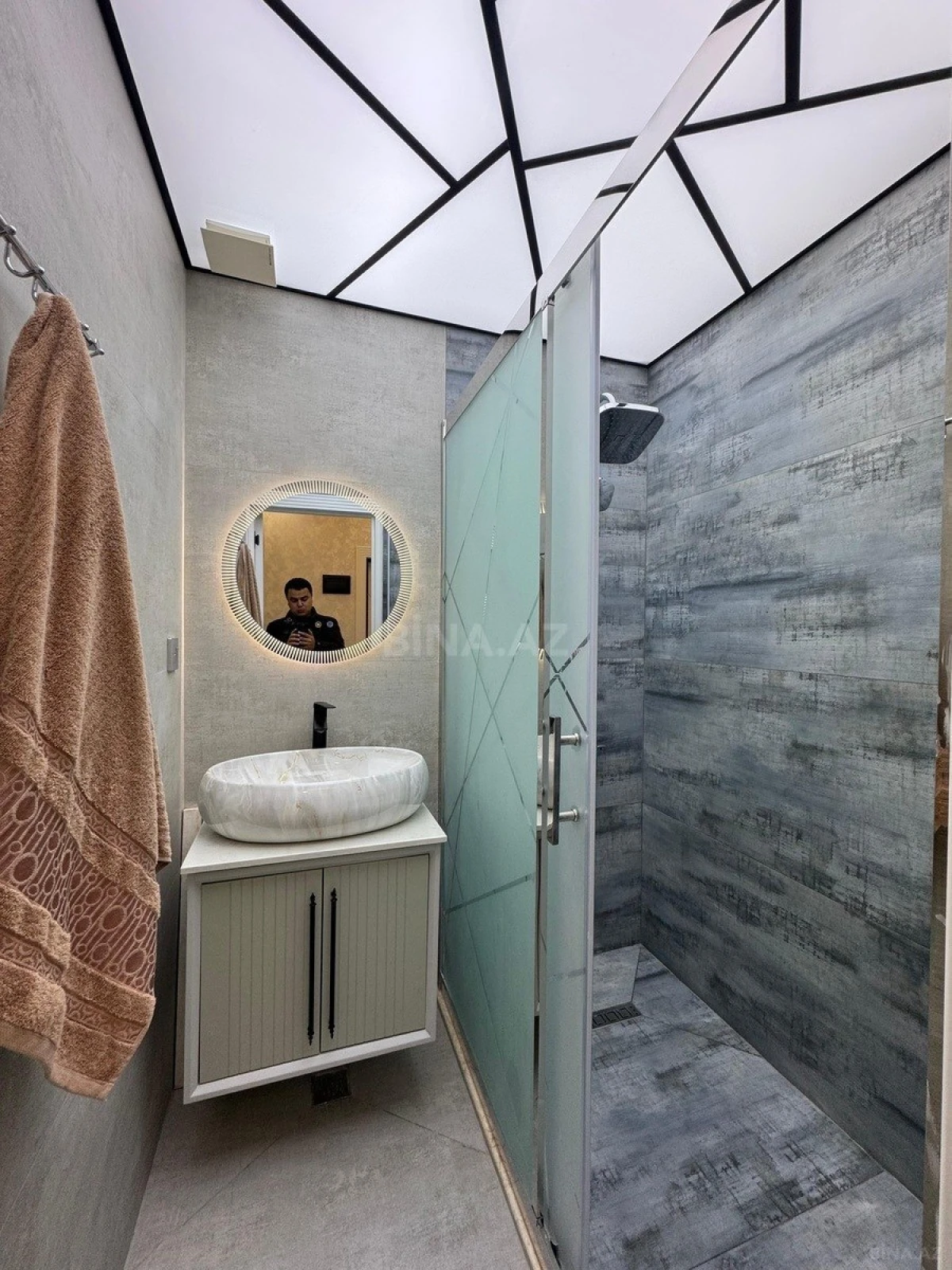 Satılır 2 otaqlı mənzil 60 m²