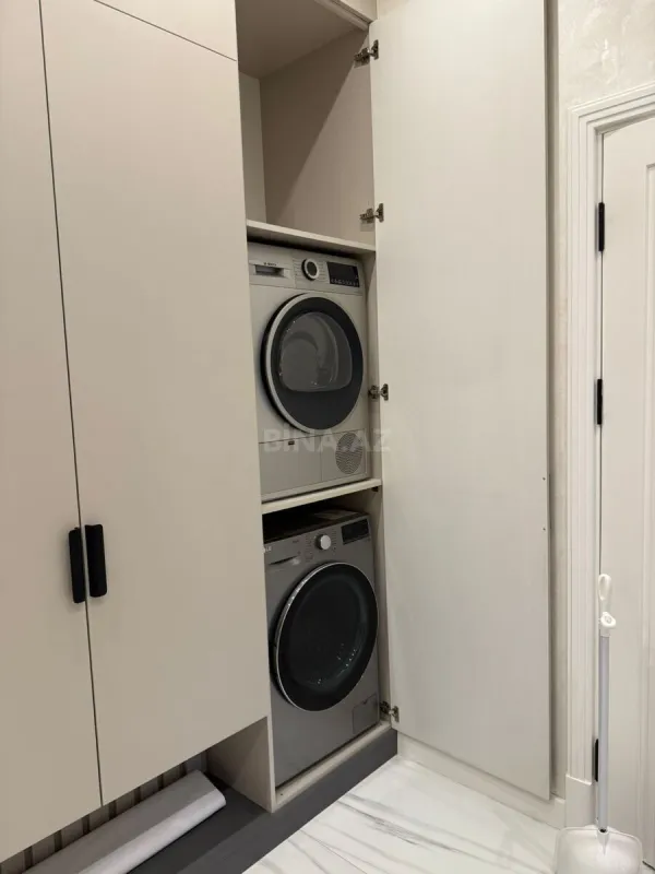 Kirayə verilir 3 otaqlı mənzil 120 m²