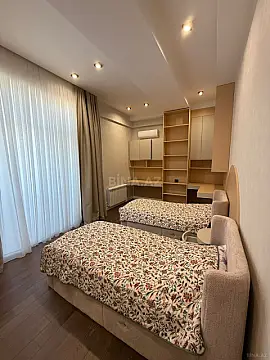 Kirayə verilir 3 otaqlı mənzil 120 m²