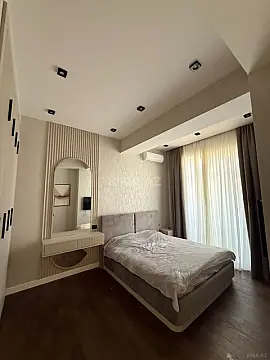 Kirayə verilir 3 otaqlı mənzil 120 m²