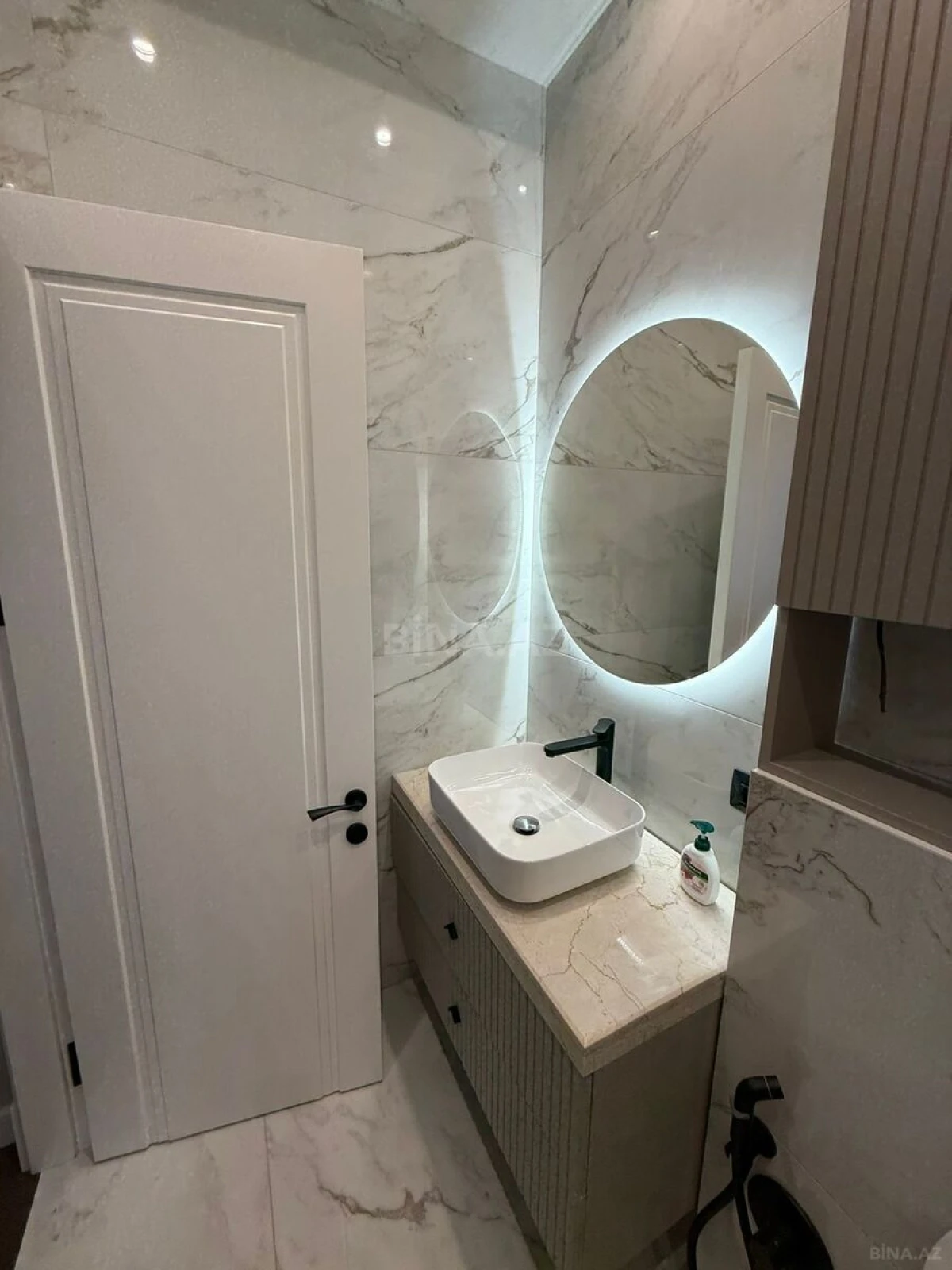 Kirayə verilir 3 otaqlı mənzil 120 m²