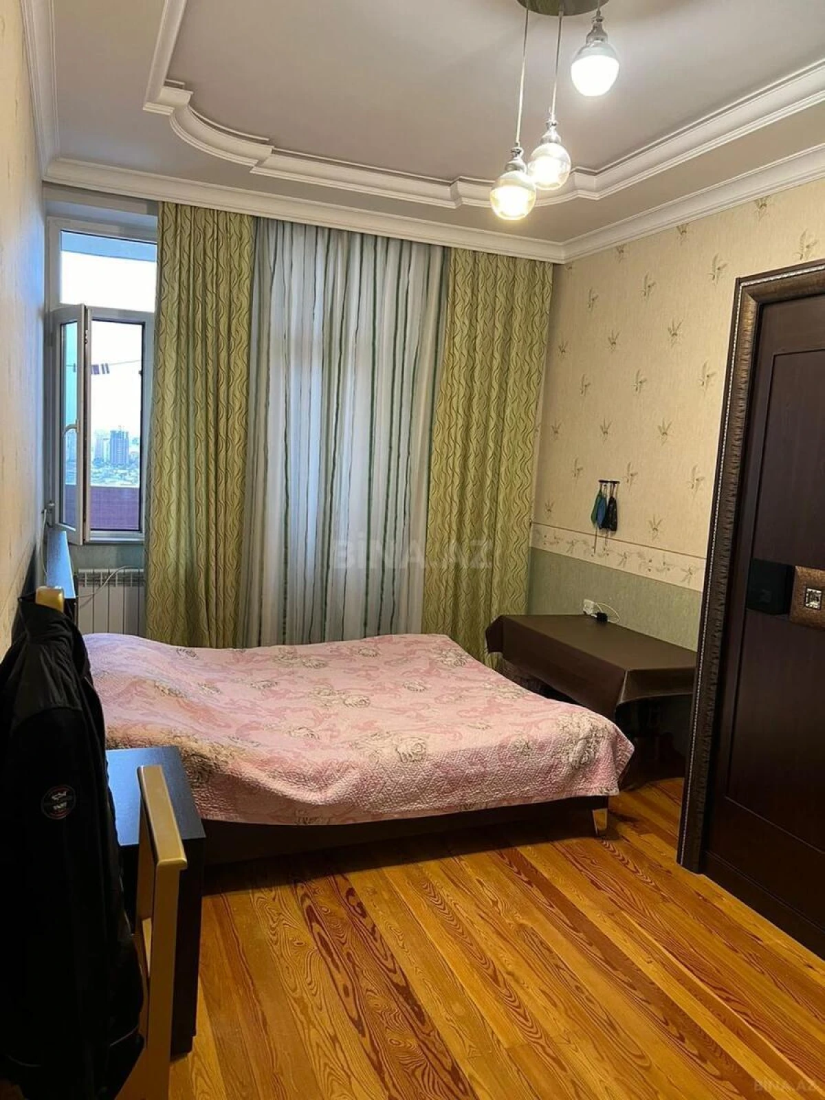Satılır 3 otaqlı mənzil 96 m²