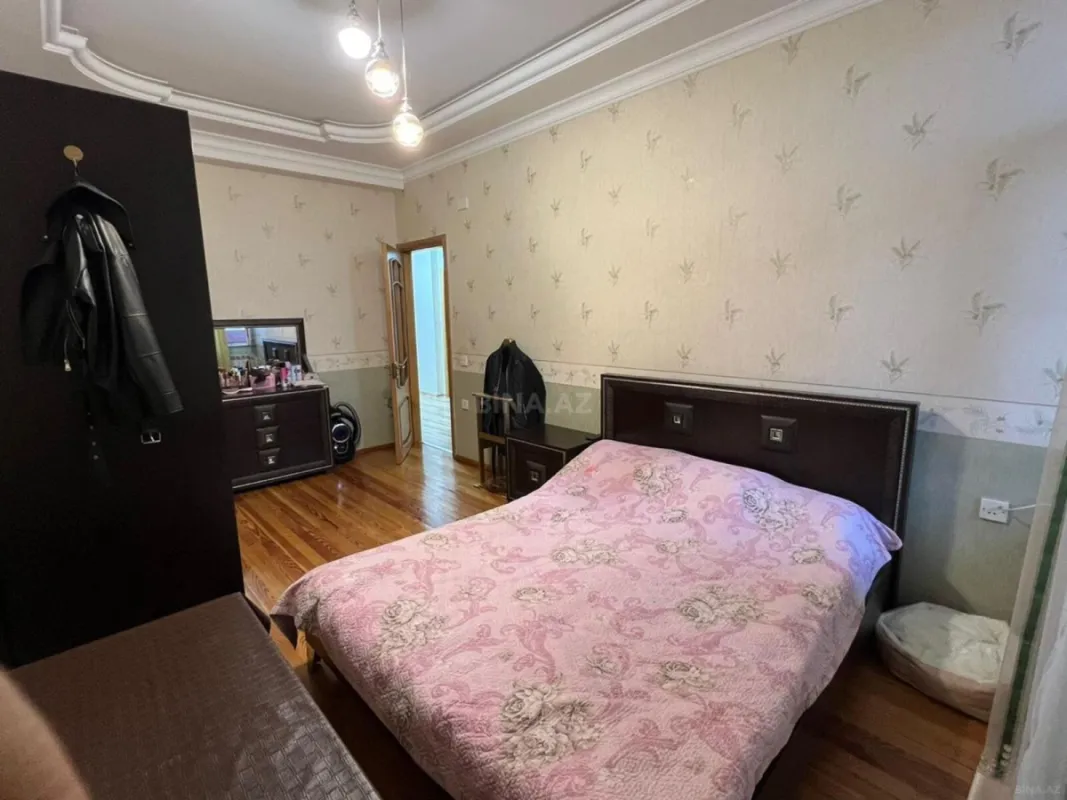 Satılır 3 otaqlı mənzil 96 m²