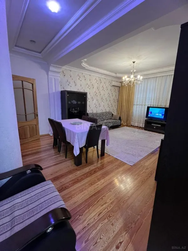 Satılır 3 otaqlı mənzil 96 m²