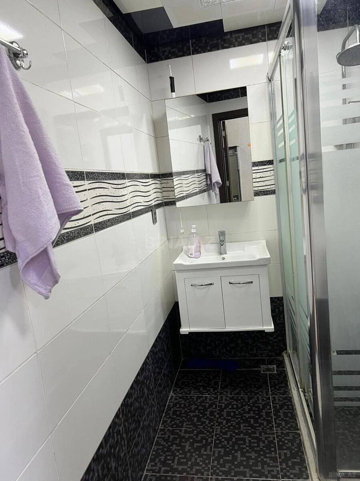 Satılır 3 otaqlı mənzil 96 m²