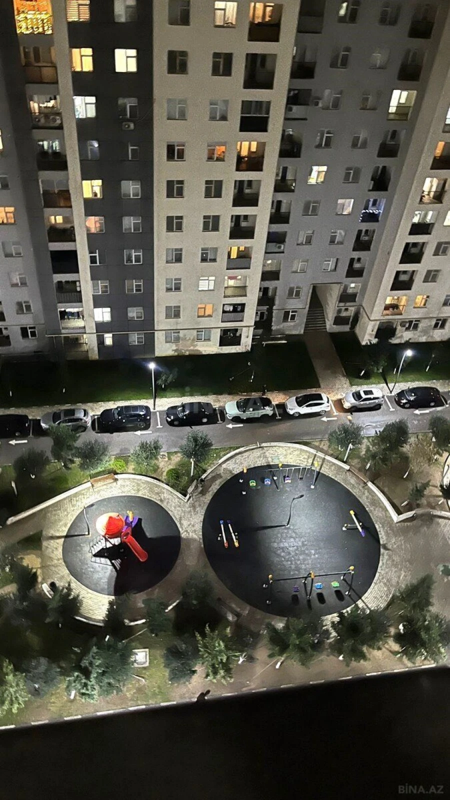 Satılır 3 otaqlı mənzil 115 m²