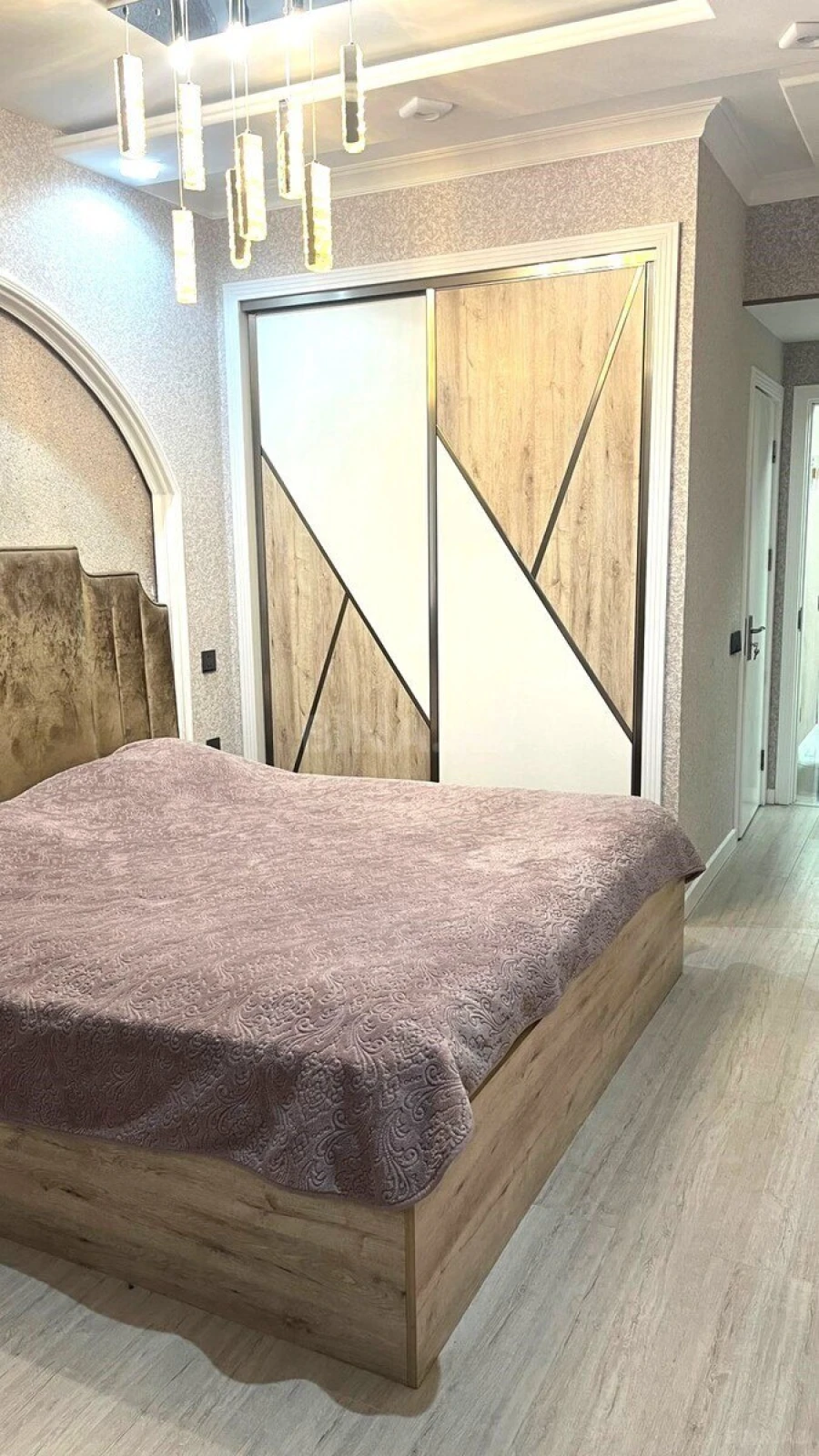 Satılır 3 otaqlı mənzil 115 m²