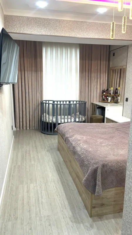 Satılır 3 otaqlı mənzil 115 m²
