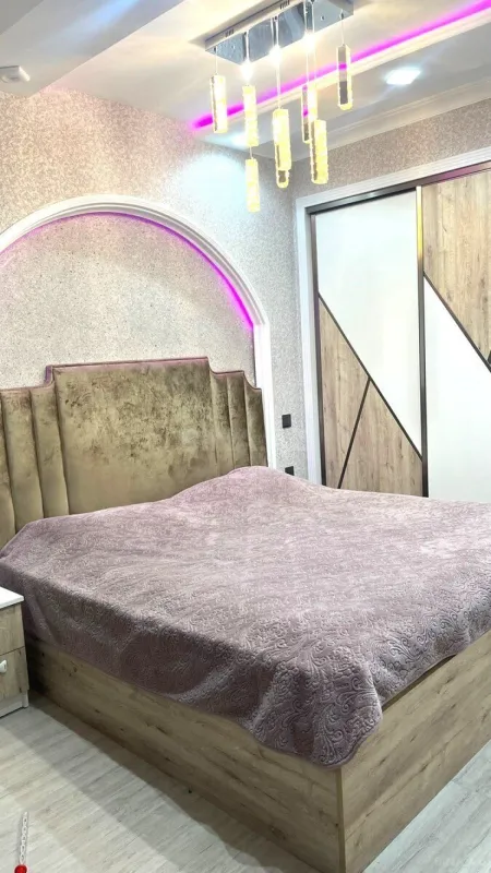 Satılır 3 otaqlı mənzil 115 m²