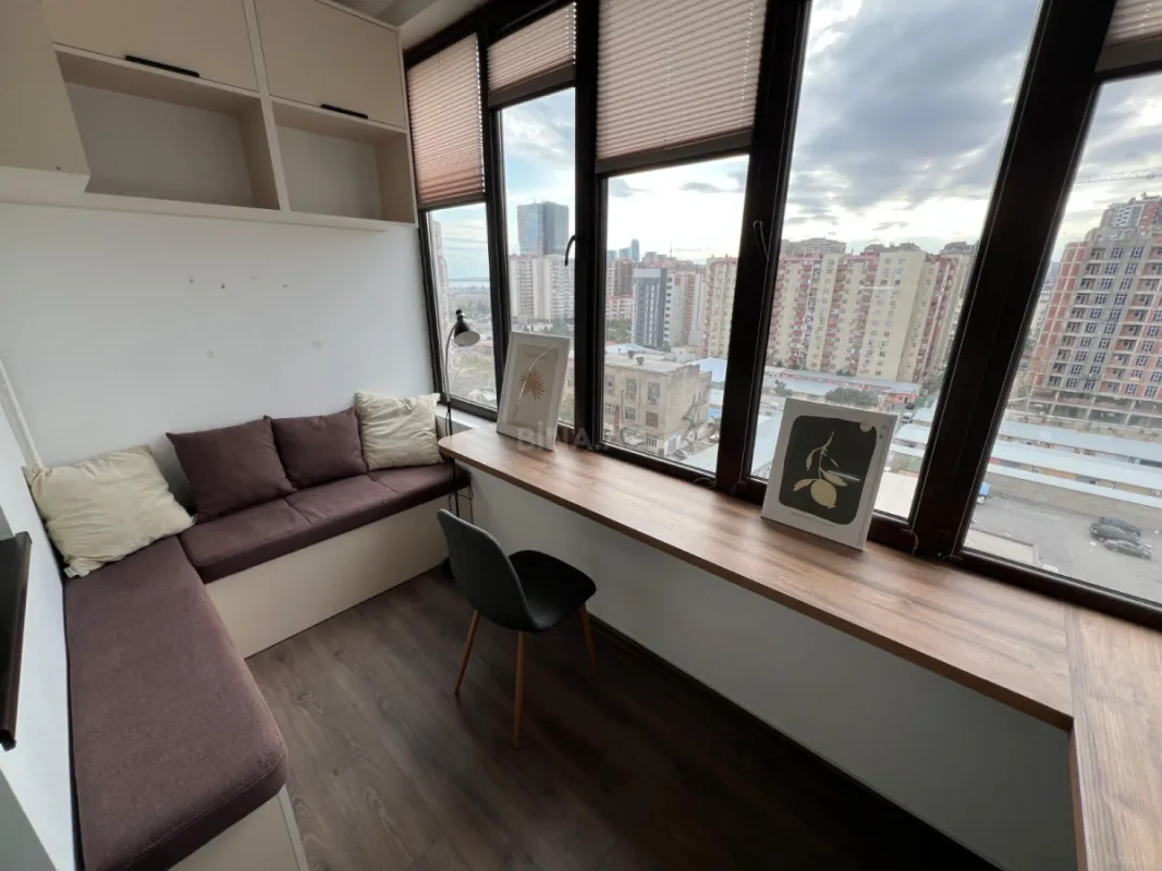 Kirayə verilir 2 otaqlı mənzil 65 m²