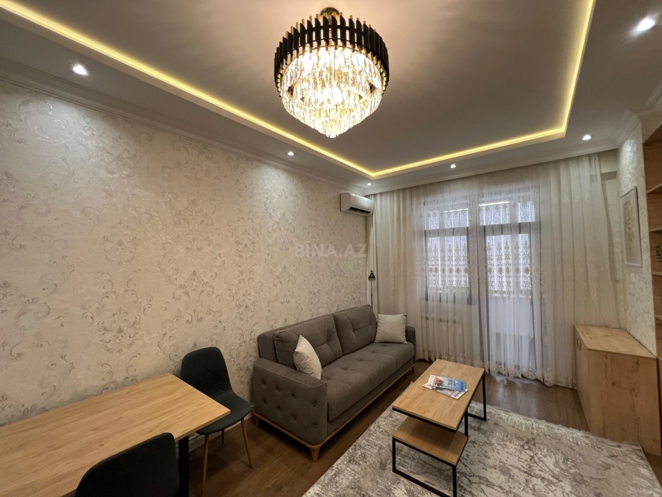 Kirayə verilir 2 otaqlı mənzil 65 m²