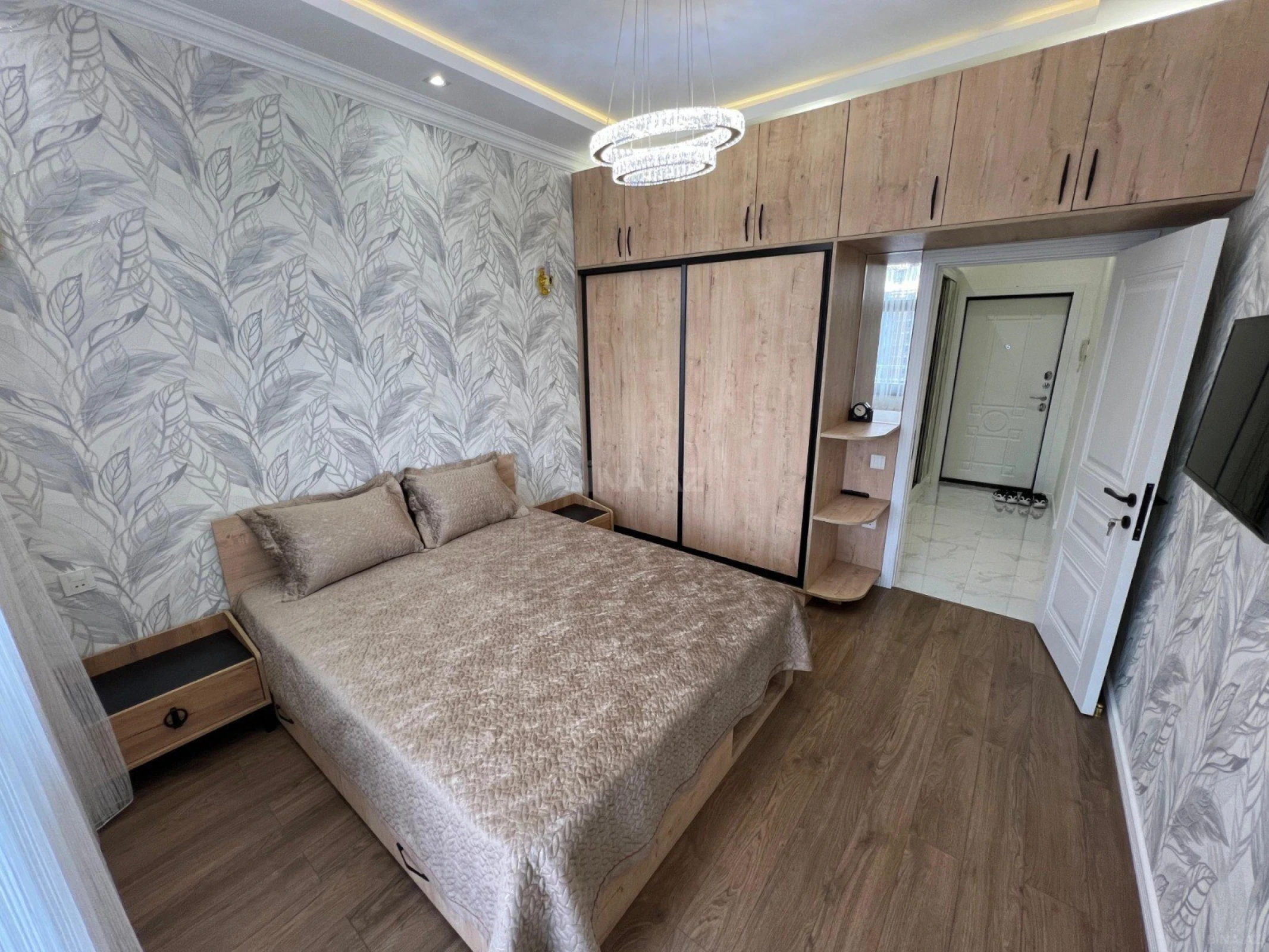 Kirayə verilir 2 otaqlı mənzil 65 m²