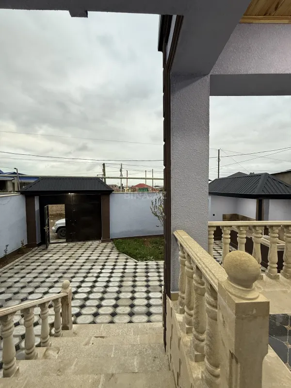 Satılır 4 otaqlı həyət evi 120 m²