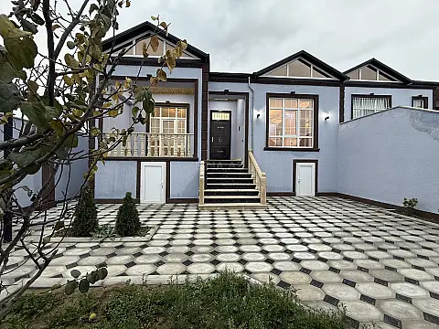 Satılır 4 otaqlı həyət evi 120 m²