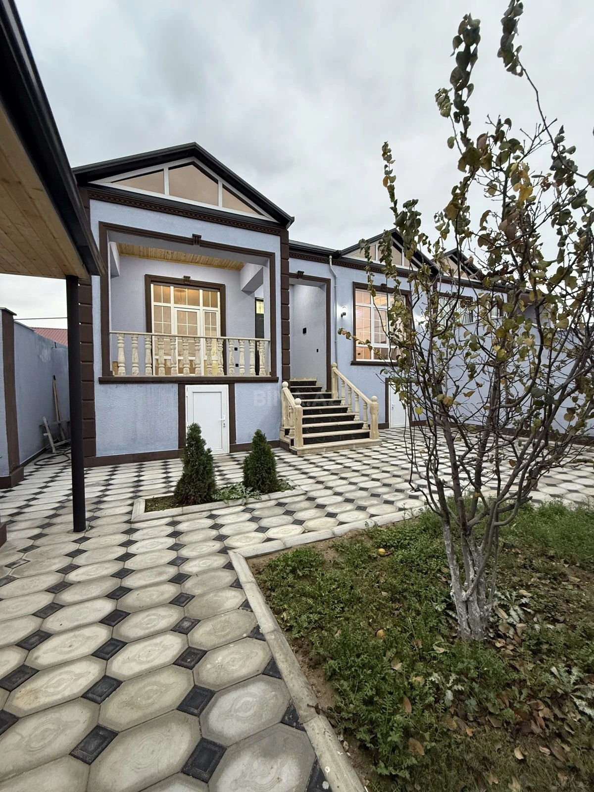 Satılır 4 otaqlı həyət evi 120 m²