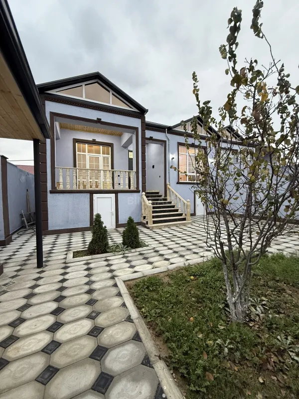 Satılır 4 otaqlı həyət evi 120 m²