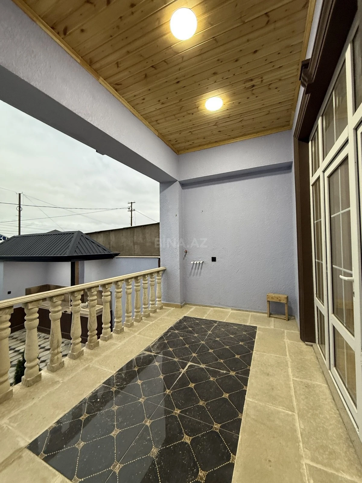 Satılır 4 otaqlı həyət evi 120 m²