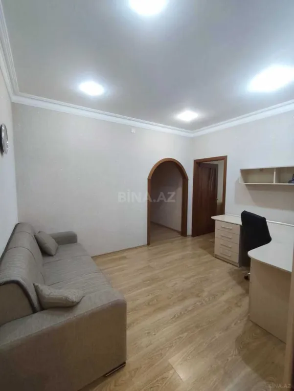 Satılır 3 otaqlı mənzil 100 m²