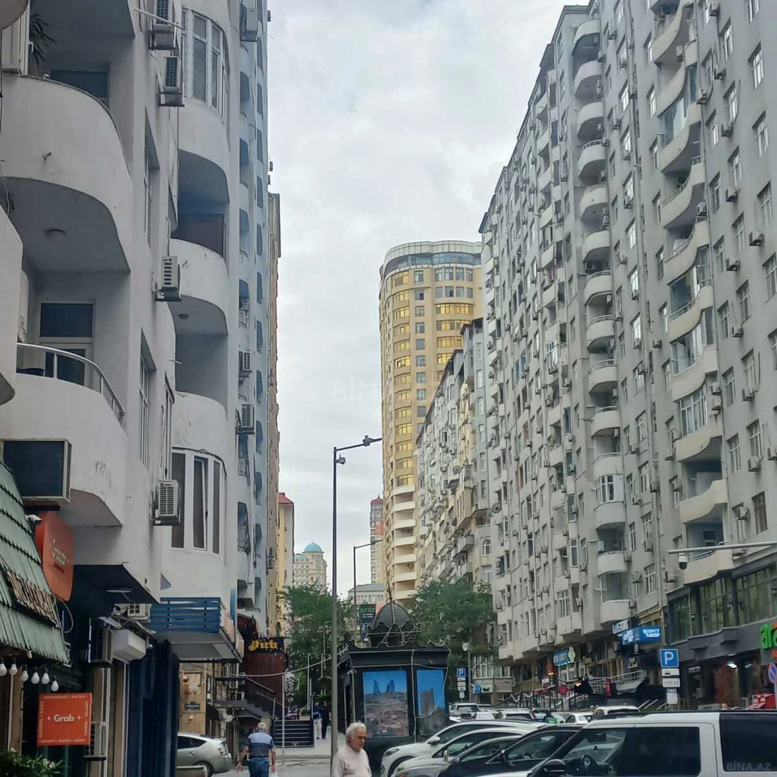 Satılır 3 otaqlı mənzil 100 m²