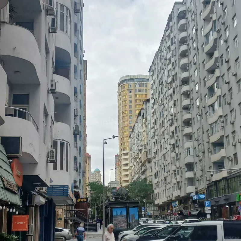 Satılır 3 otaqlı mənzil 100 m²