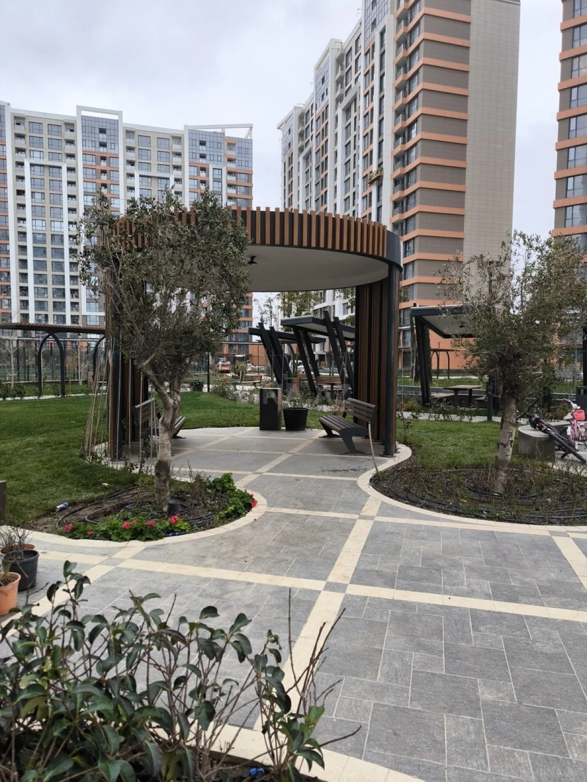 Kirayə verilir 3 otaqlı mənzil 75 m²