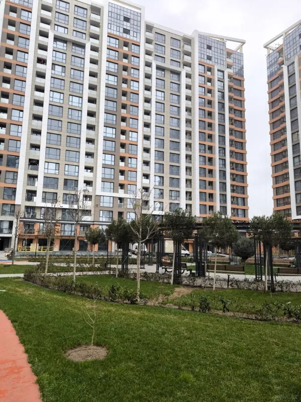 Kirayə verilir 3 otaqlı mənzil 75 m²