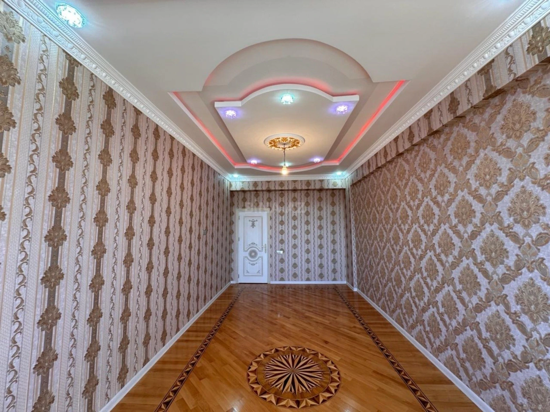 Satılır 3 otaqlı mənzil 92 m²