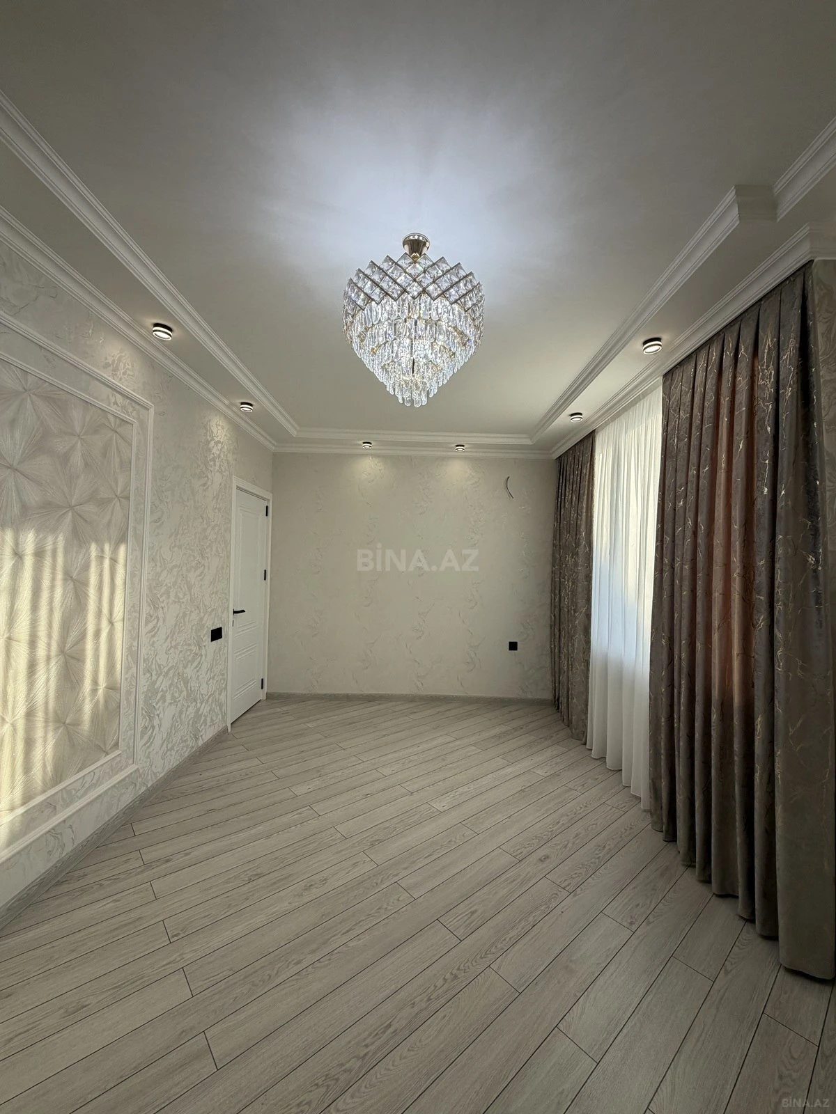 Satılır 3 otaqlı mənzil 65 m²