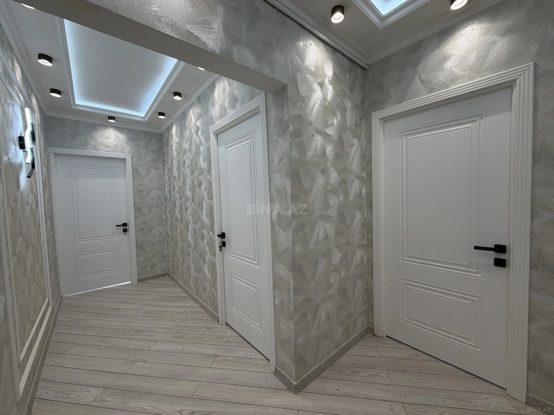 Satılır 3 otaqlı mənzil 65 m²