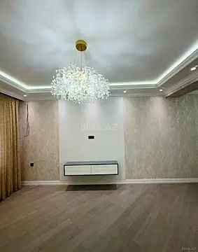 Satılır 3 otaqlı mənzil 140 m²
