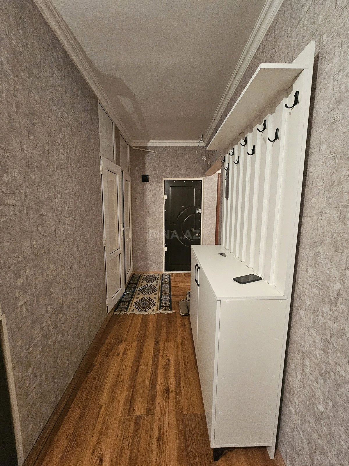 Satılır 2 otaqlı mənzil 75 m²