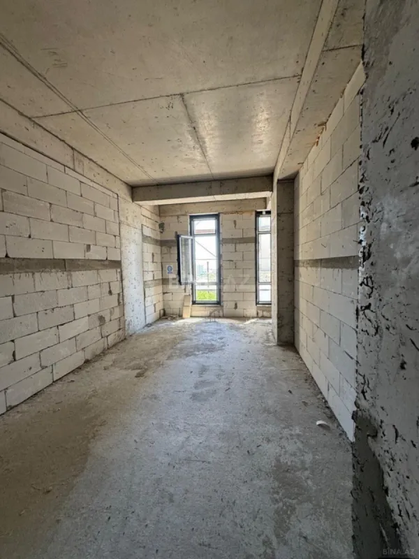 Satılır 3 otaqlı mənzil 154 m²