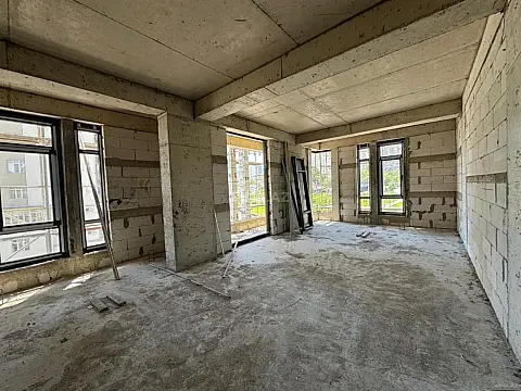 Satılır 3 otaqlı mənzil 154 m²