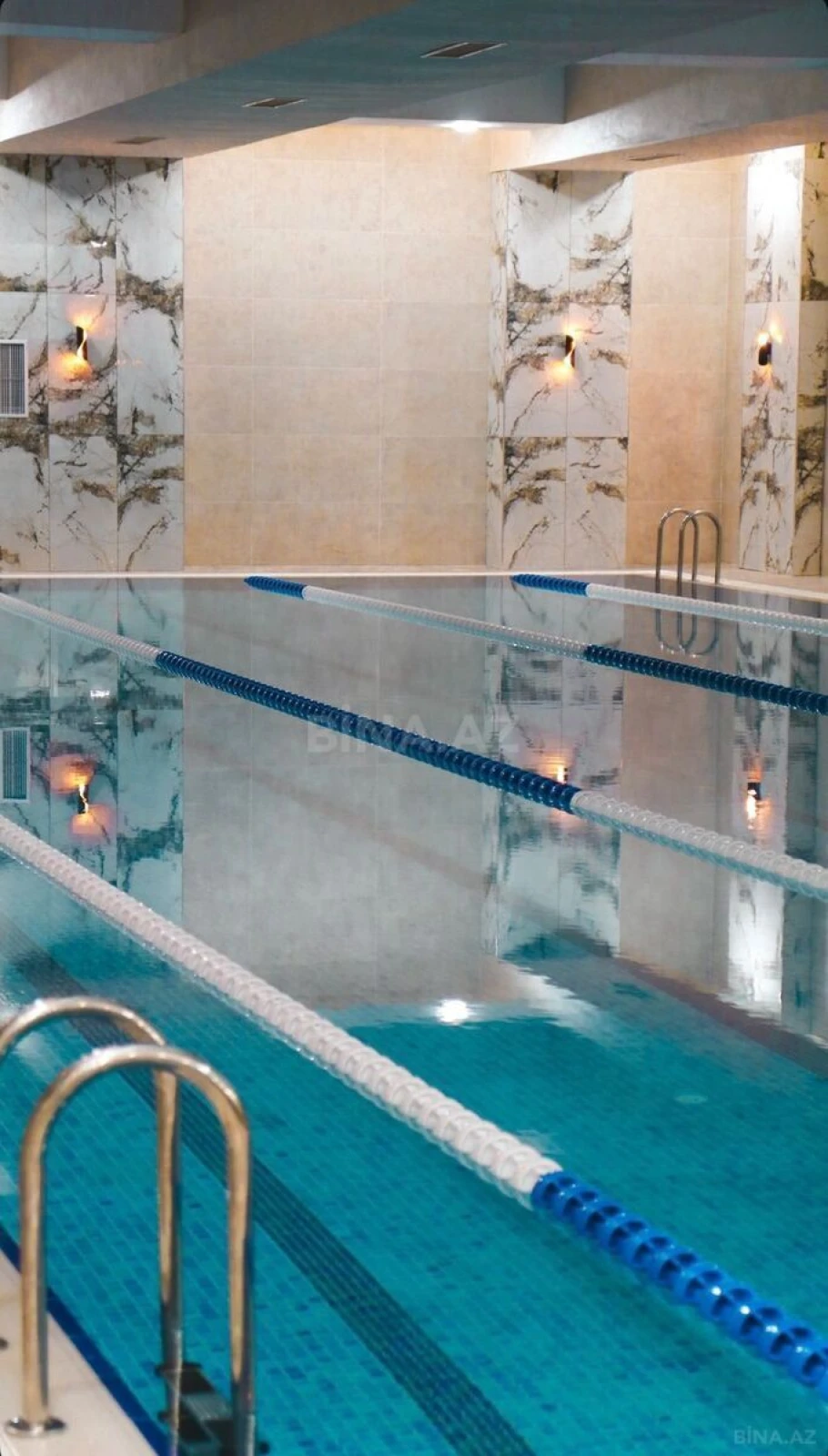 Satılır 5 otaqlı mənzil 233 m²