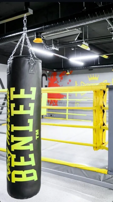 Satılır 5 otaqlı mənzil 233 m²