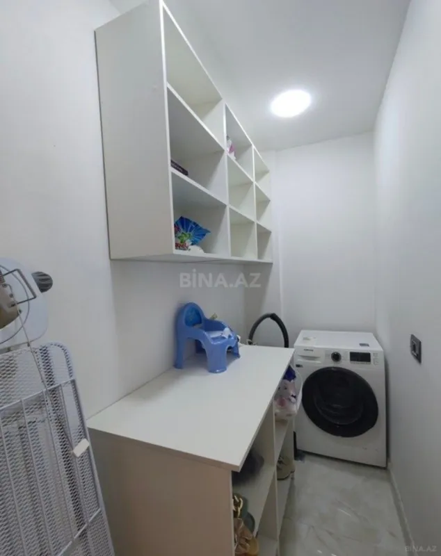 Satılır 3 otaqlı mənzil 140 m²
