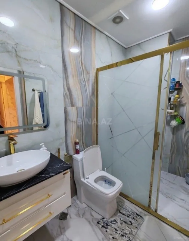 Satılır 3 otaqlı mənzil 140 m²