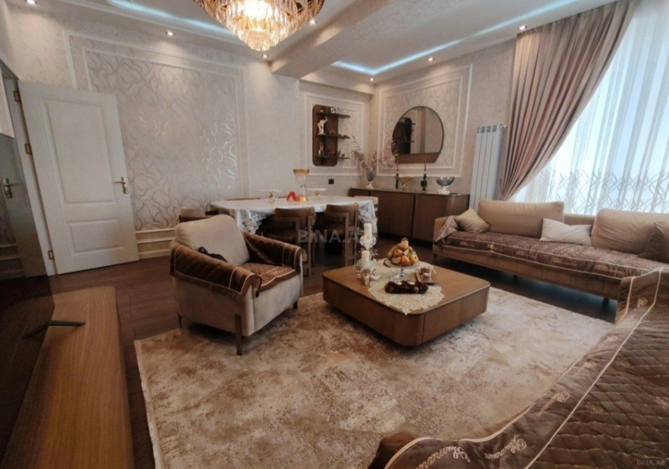 Satılır 3 otaqlı mənzil 140 m²