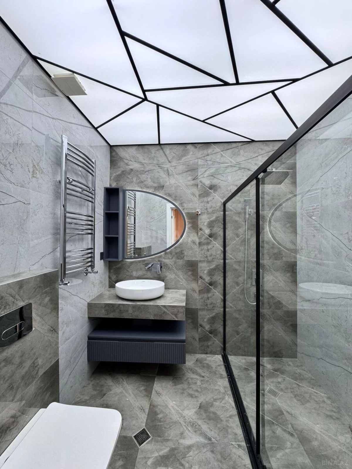 Satılır 4 otaqlı mənzil 134 m²