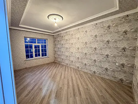 Satılır 3 otaqlı həyət evi 130 m²