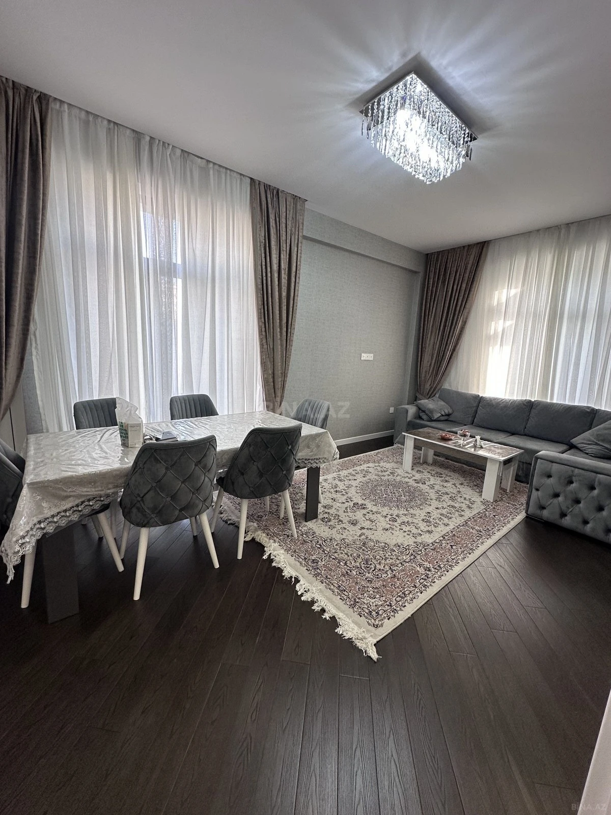 Satılır 3 otaqlı mənzil 103 m²