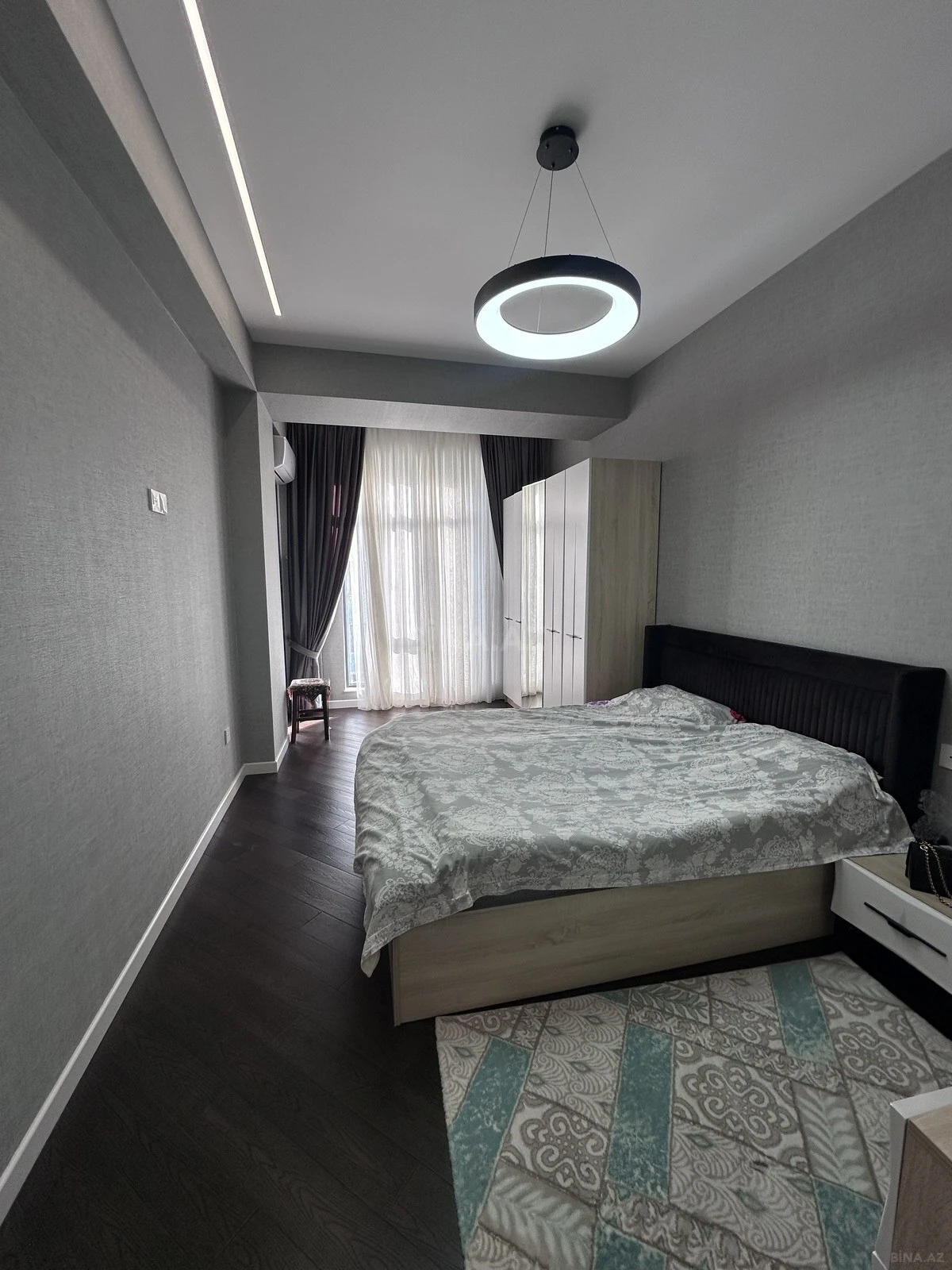 Satılır 3 otaqlı mənzil 103 m²