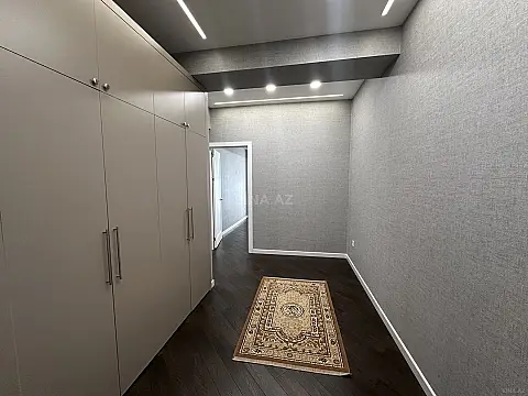 Satılır 3 otaqlı mənzil 103 m²