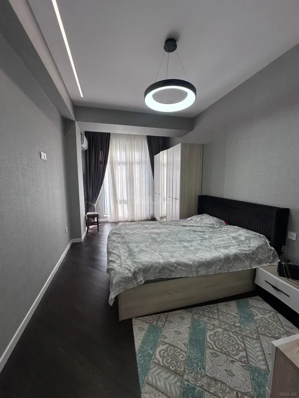 Satılır 3 otaqlı mənzil 103 m²
