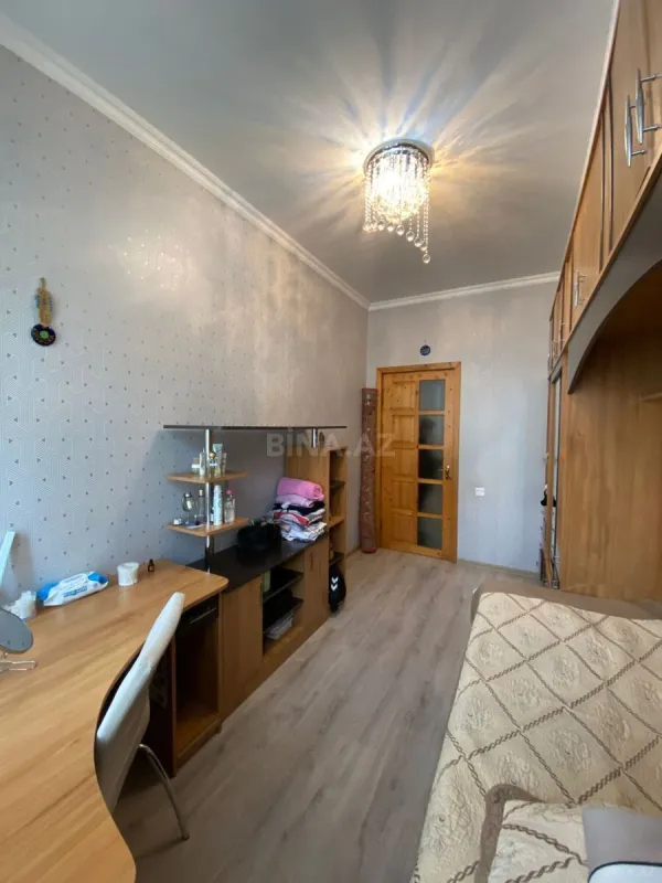 Satılır 3 otaqlı mənzil 97 m²