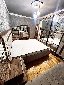 Satılır 4 otaqlı mənzil 110 m²
