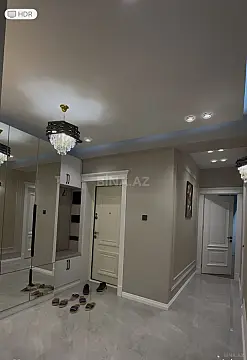 Satılır 4 otaqlı mənzil 140 m²