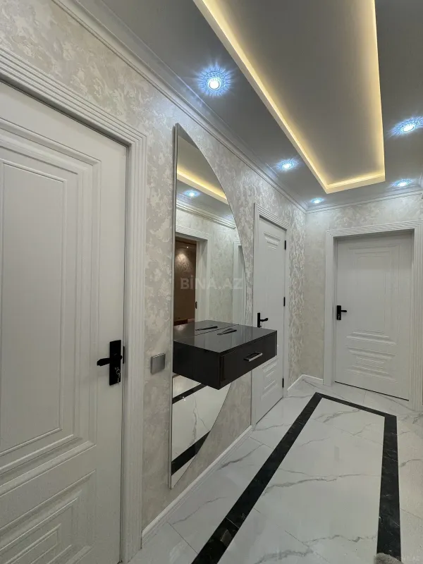 Satılır 2 otaqlı mənzil 65 m²