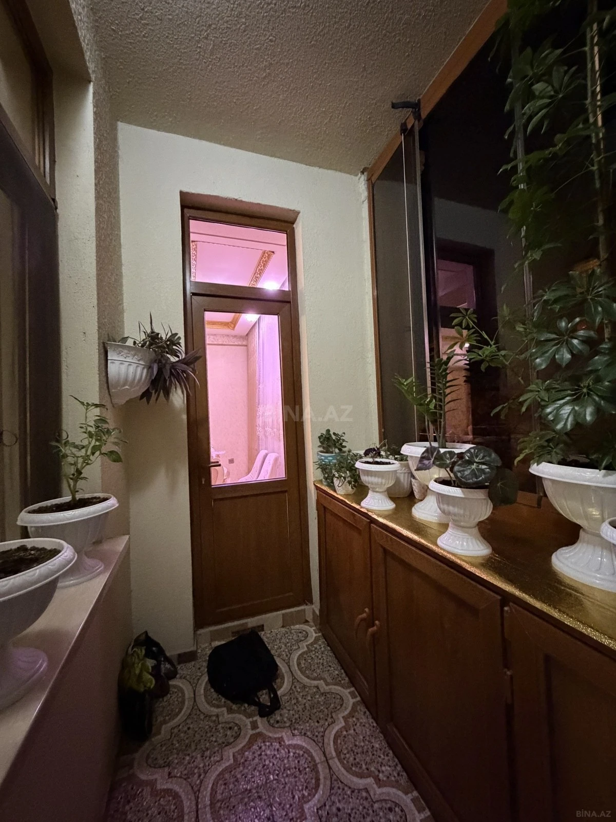 Satılır 3 otaqlı mənzil 126 m²